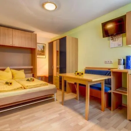 Adlerhorstferienwohnungen Appartement Serfaus